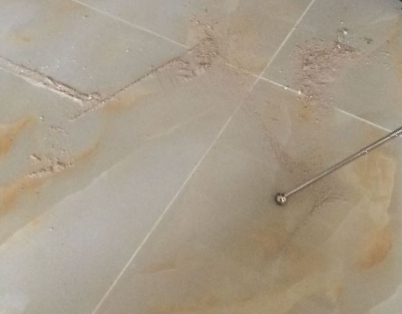 苏仙瓷砖空鼓维修公司分享粘合剂选择不当在瓷砖铺贴过程中可能导致以下问题